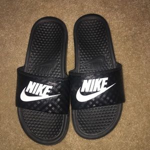 Nike slides